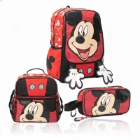 Pack escolar premium de Mickey Mouse con mochila ergonómica roja, lonchera térmica y cartuchera original de Disney.