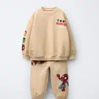 Conjunto Marvel beige para niños