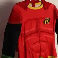 Disfraz Robin para niños con traje, capa amarilla y máscara