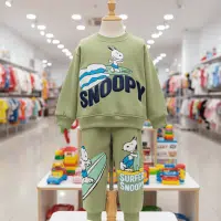 Conjunto Snoopy color verde para niños, camiseta y pantalón a juego, ropa infantil cómoda y divertida