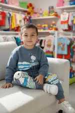 Conjunto Snoopy para niños color acero