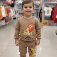 Conjunto Rey León color marrón para niños, camiseta y pantalón a juego, ropa infantil cómoda y divertida