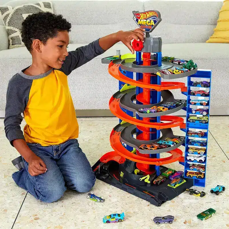 Hot Wheels City Mega Garage con cuatro niveles y elevador en espiral Hot Wheels City Mega Garage con cuatro niveles y elevador en espiral