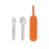 Set de cubiertos de acero inoxidable con estuche UP Pod anaranjado para lonchera OmieBox UP