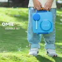 OmiePod set de cubiertos azul con estuche de silicona celeste para loncheras escolares en La Mirilla Kids